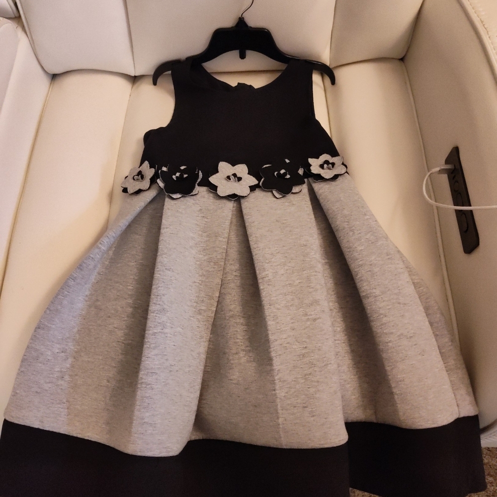 Charming Kids Dress with Floral Accents